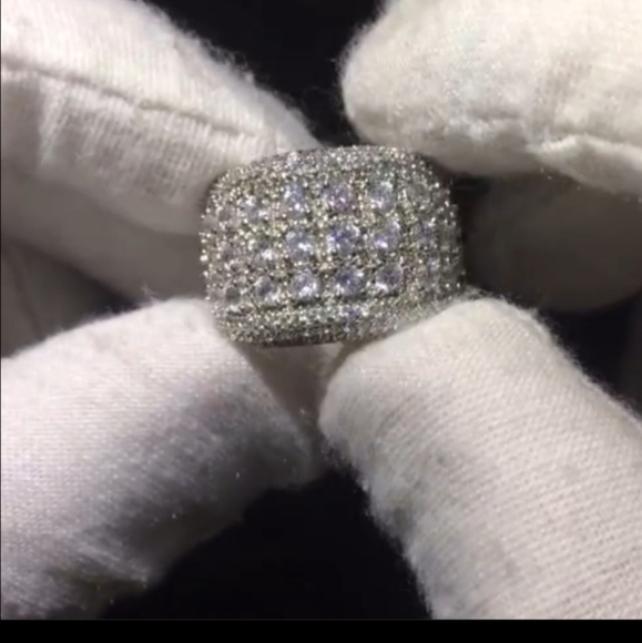 Shop the Latest Platinum Plated Simulated Diamonds Ring - Picture 6 of 7